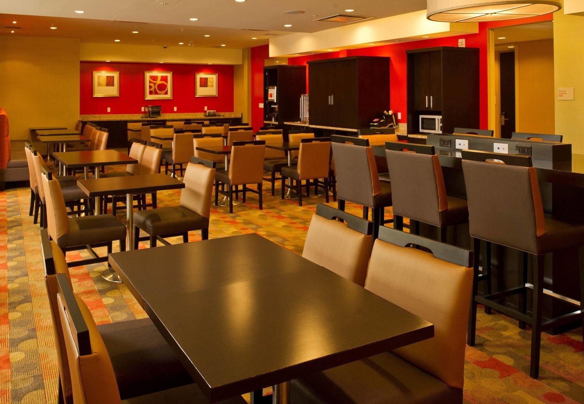 Towneplace Suites By Marriott Thunder Bay Exterior photo